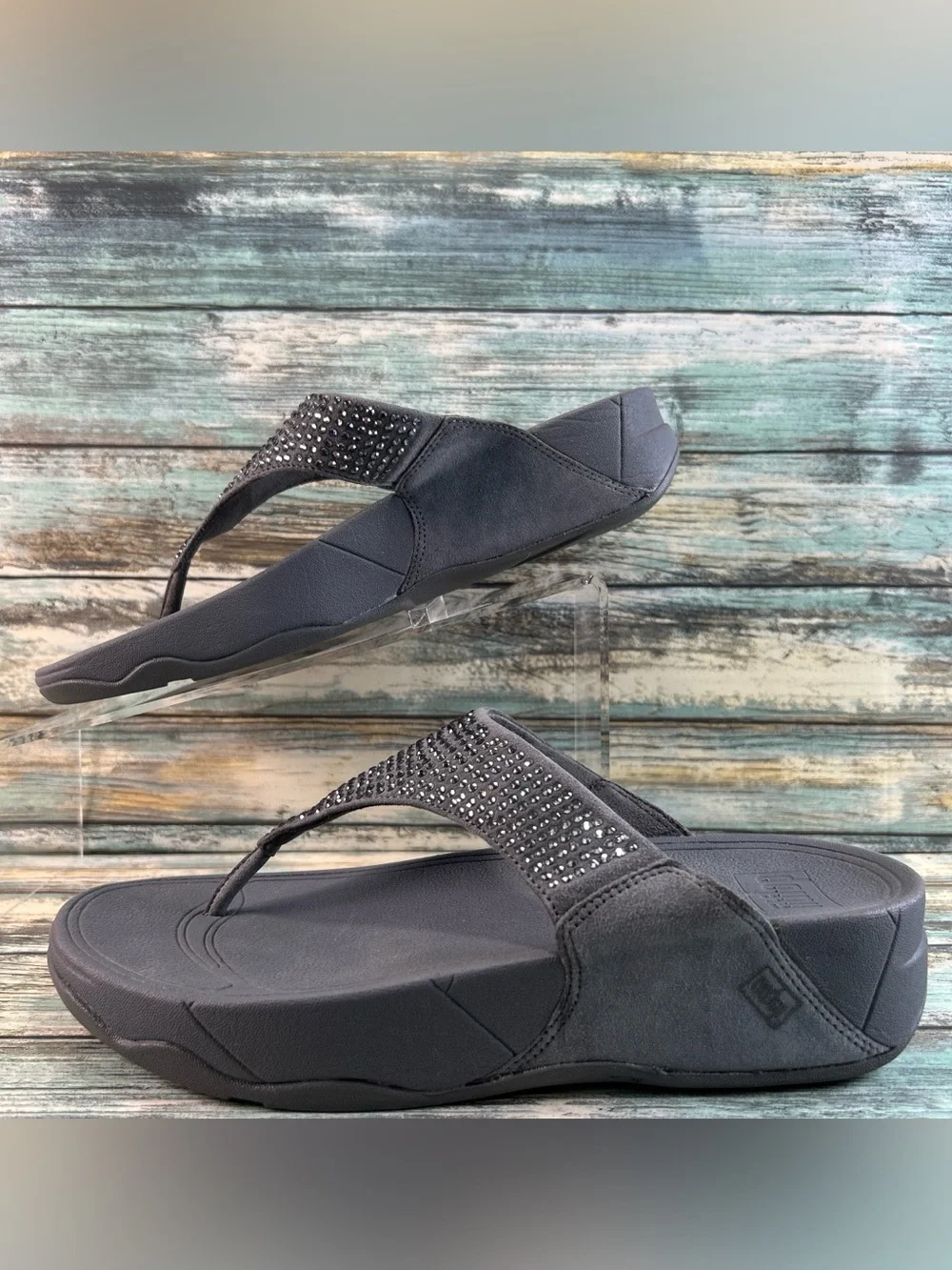 FITFLOP Lulu Flip Flop Sandals 7 Wedge Bling Summer Comfort Gray Crystals Suede
